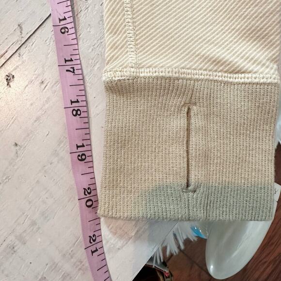 Lululemon Rollin with my Omies Hoodie Size 10 Mojave Tan Terry Back Vented - Picture 12 of 12